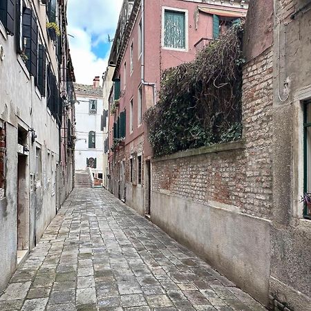 Historical Flat In Cannaregio, Venezia Екстер'єр фото